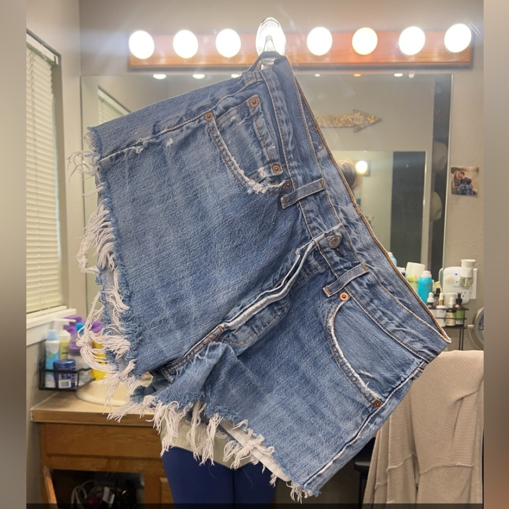 Vintage Levi short size 26